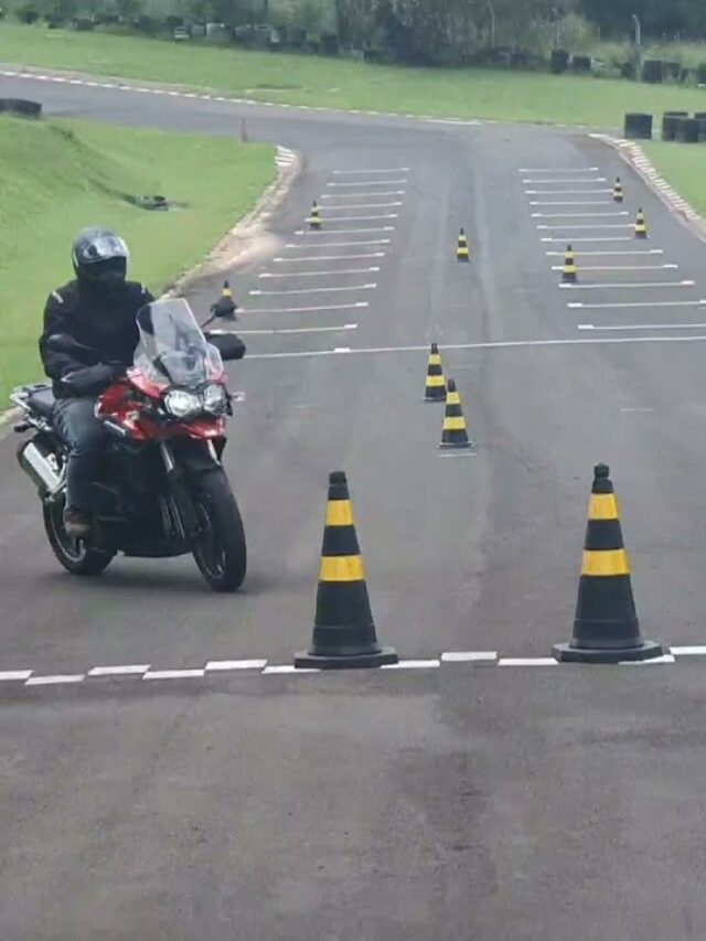 Técnicas de Pilotagem para Melhorar seu Desempenho na Moto